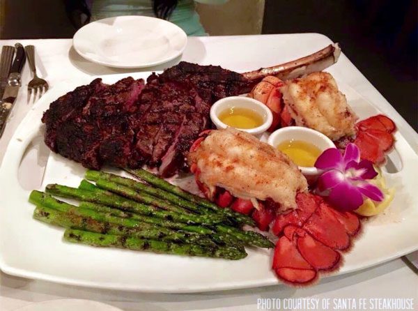 Treat dad to a great steak at LongHorn Steakhouse this Father's Day 