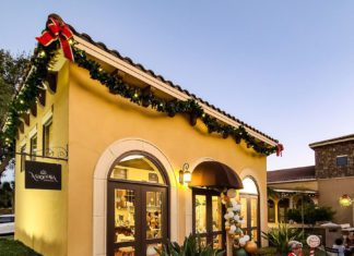 Holiday decor on a restaurant in mcallen